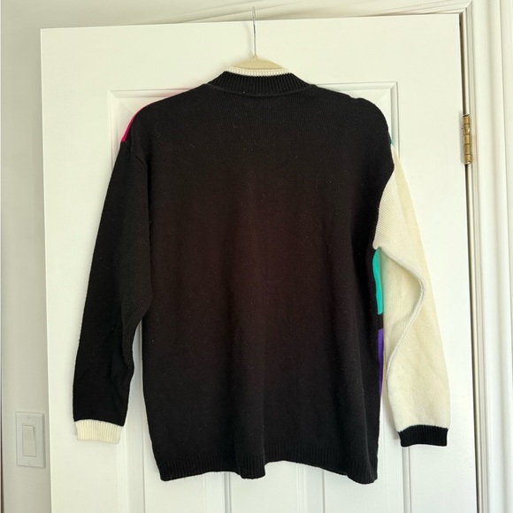 Color Block Sweater - Picture 5 of 5